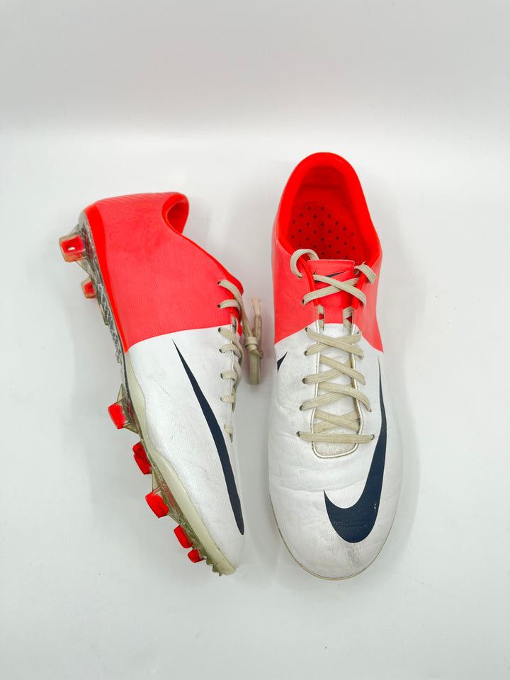 Nike Mercurial Vapor 8 - Size 41