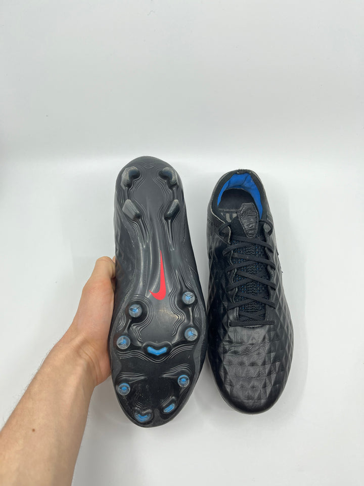 NIKE TIEMPO LEGEND 8 - SIZE 43