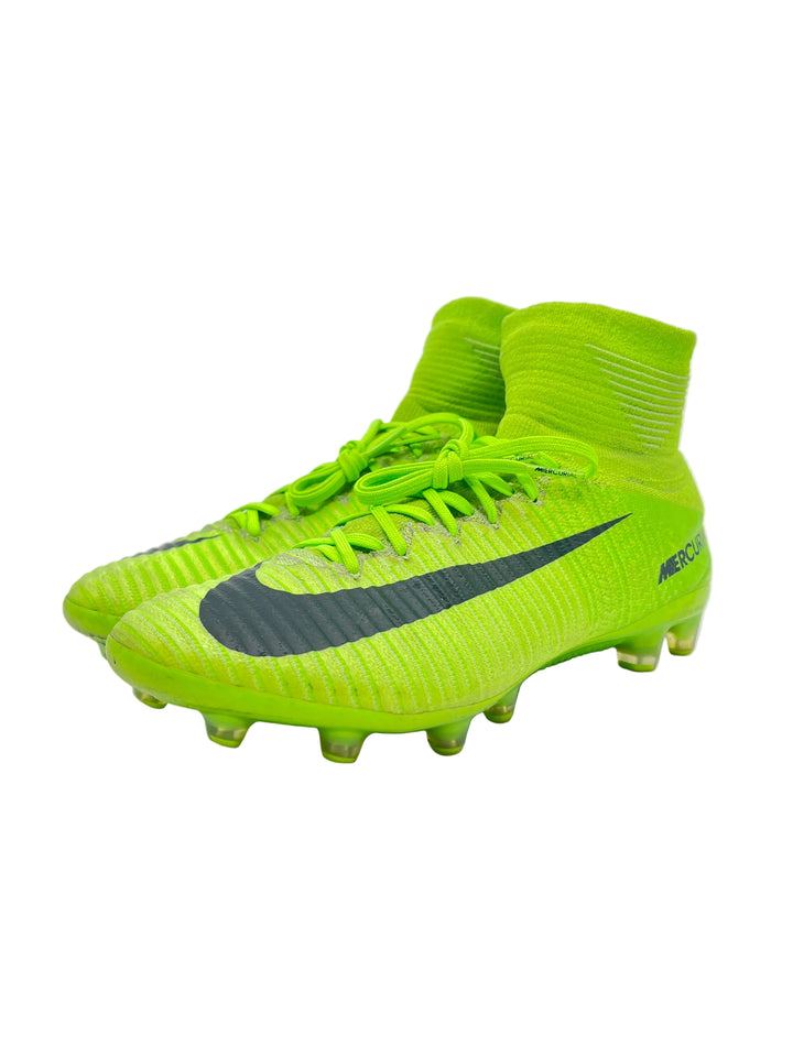 NIKE MERCURIAL SUPERFLY 5/V -  SIZE 41