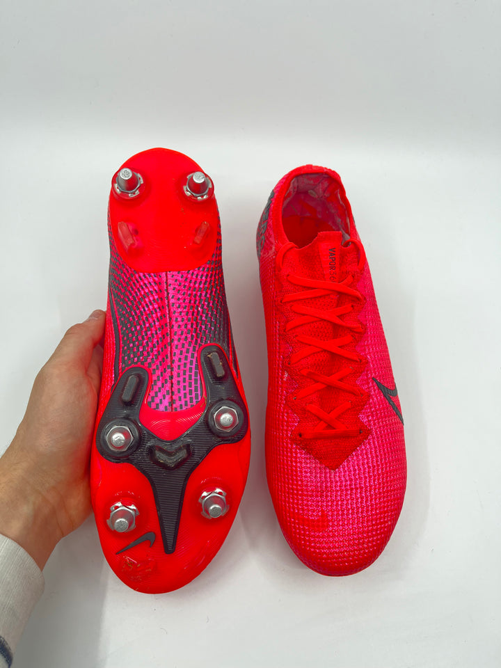 Nike Mercurial Vapor 13 - Size 42.5