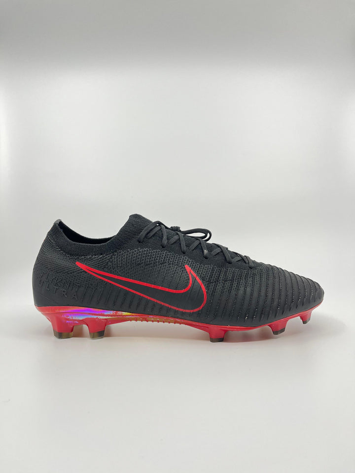 Nike Mercurial Vapor Flyknit - Size 45,5