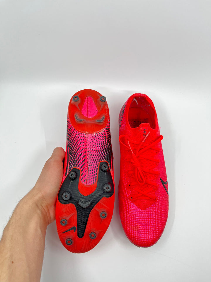 Nike Mercurial Vapor 13 - Size 42