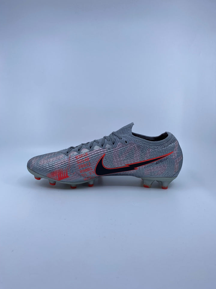 Nike Mercurial Vapor 13 - Size 43