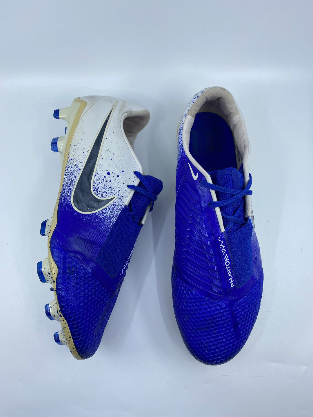 Nike Phantom Venom - Size 42