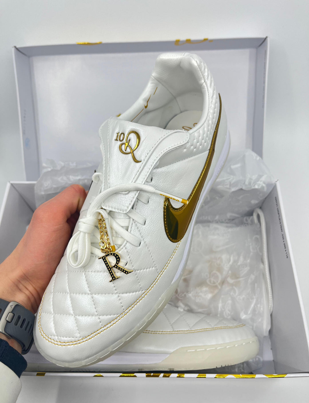 Nike Tiempo Legend IC 10R - Size 43