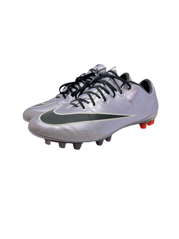 Nike Mercurial Vapor 10 - Size 39