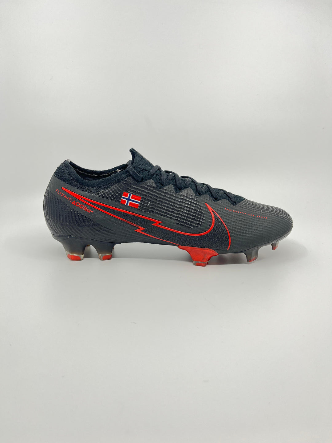 Nike Mercurial Vapor 13 - Size 42