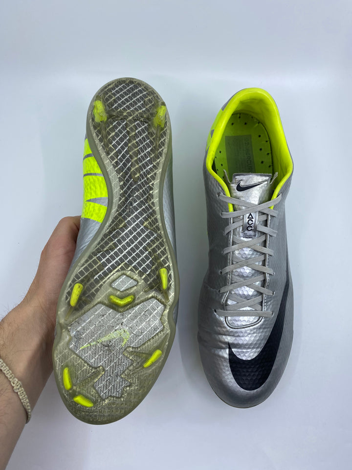 Nike Mercurial Vapor - Size 44.5