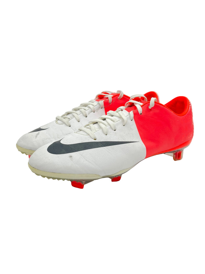 Nike Mercurial Vapor 8 - Size 40,5