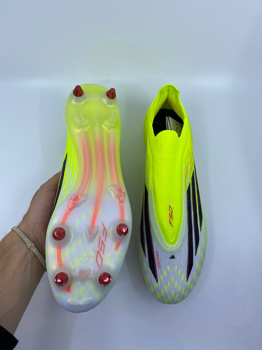Adidas F50 Laceless - Size 43 1/3