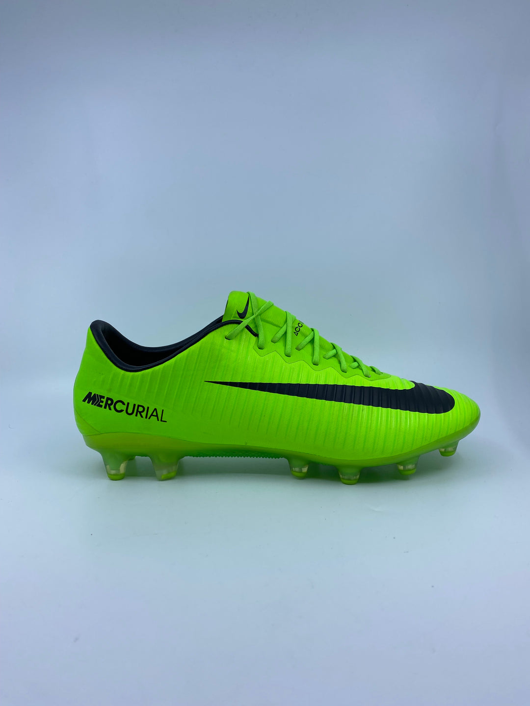 Nike Mercurial Vapor XI - Size 43