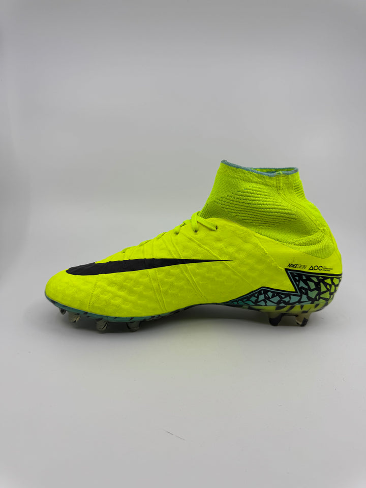 Nike Hypervenom Phinish DF 2 - Size 41