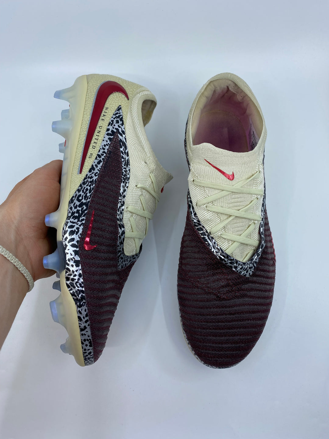 Nike Phantom 6 - Size 43