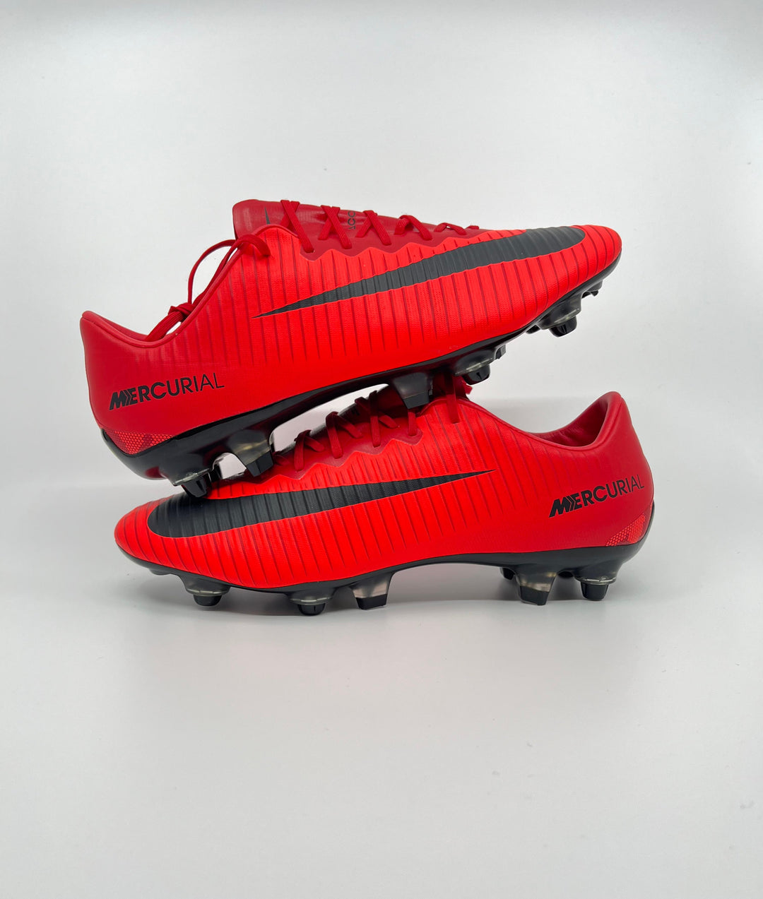 Nike Mercurial Vapor XI - Size 42