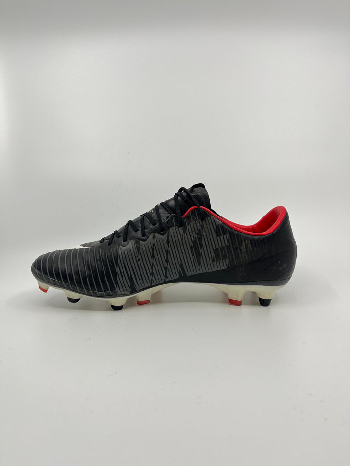 Nike Mercurial Vapor XI - Size 42,5