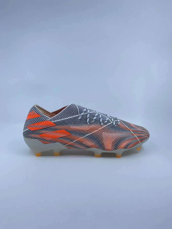 Adidas Nemeziz - Size 42 2/3
