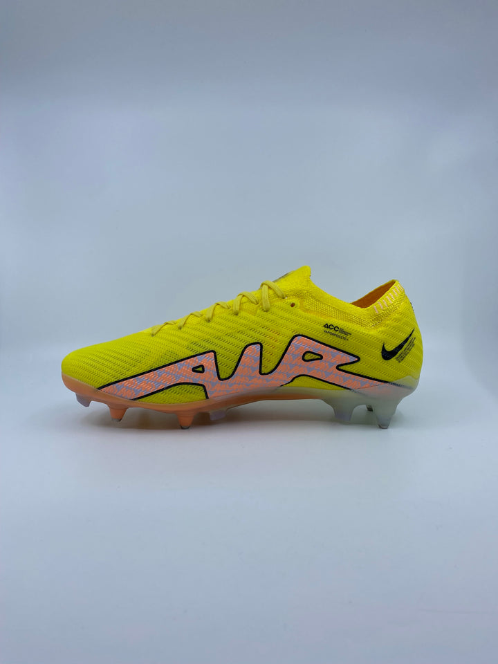 Nike Mercurial Vapor 15 - Size 43
