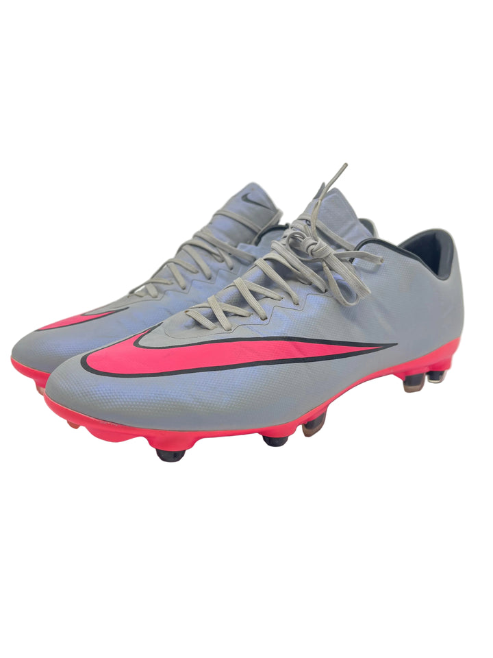 Nike Mercurial Vapor 10/X - Size 43