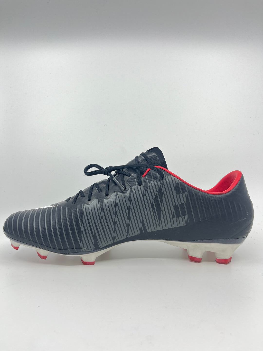 Nike Mercurial Vapor 11/XI - Size 47