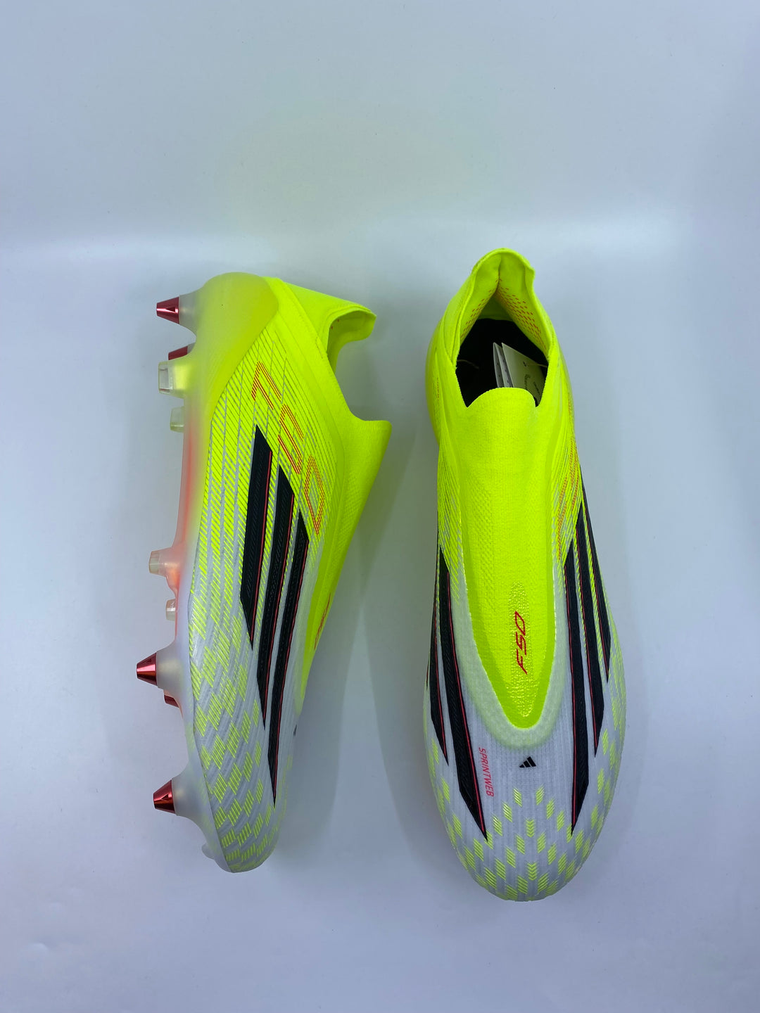 Adidas F50 Laceless - Size 43 1/3
