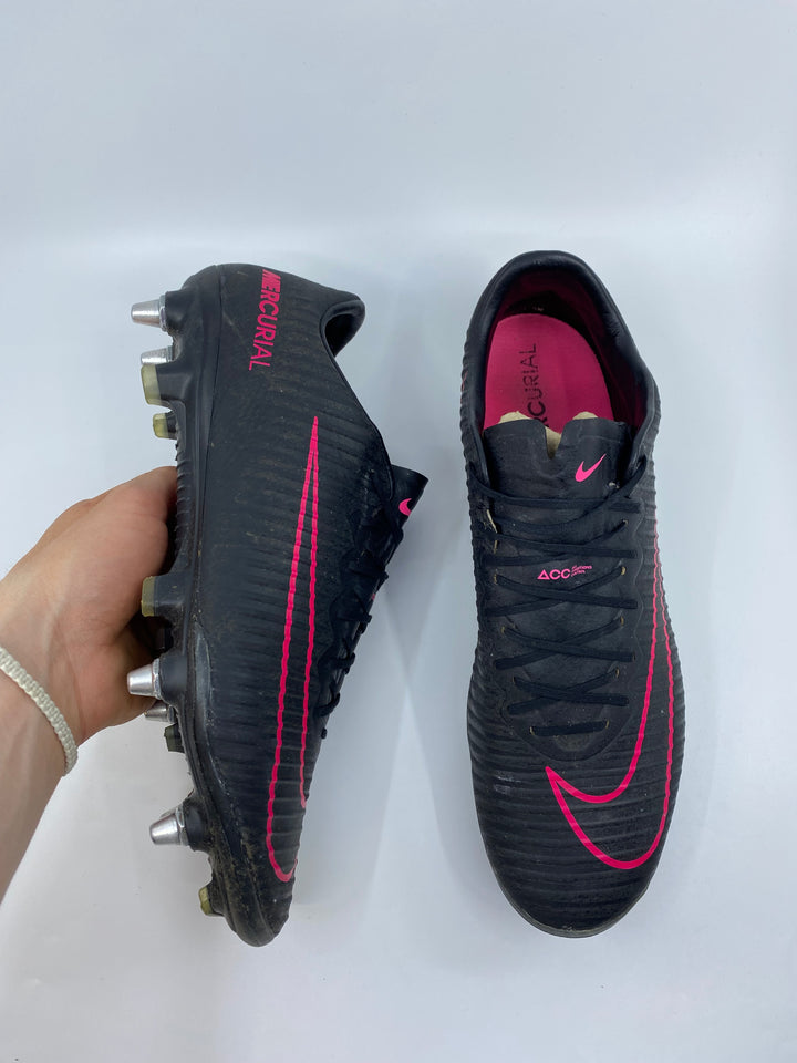 Nike Mercurial Vapor 11 - Size 44