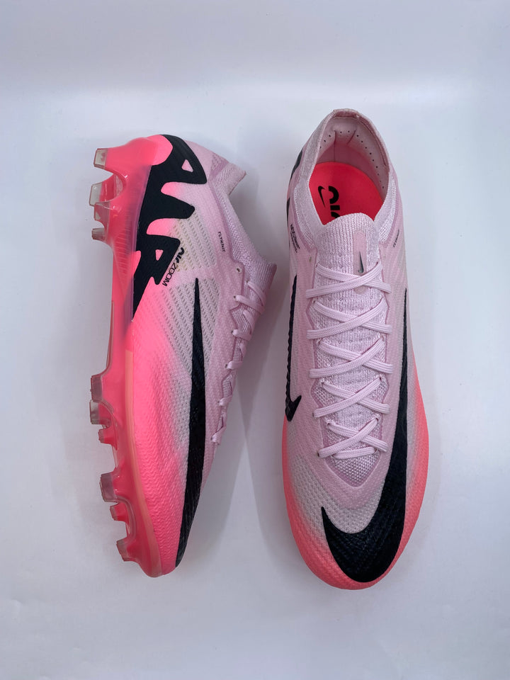 Nike Mercurial Vapor 15 - Size 44.5