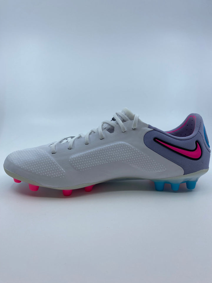 Nike Tiempo Legend 9 Elite - Size 40 & 42,5