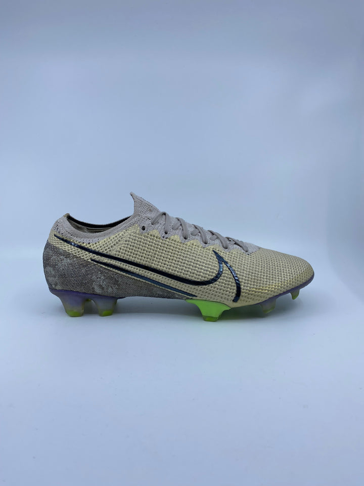 Nike Mercurial Vapor 13 - Size 41