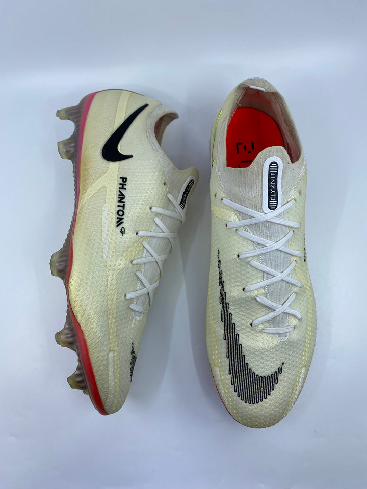 Nike Phantom GT - Size 44,5