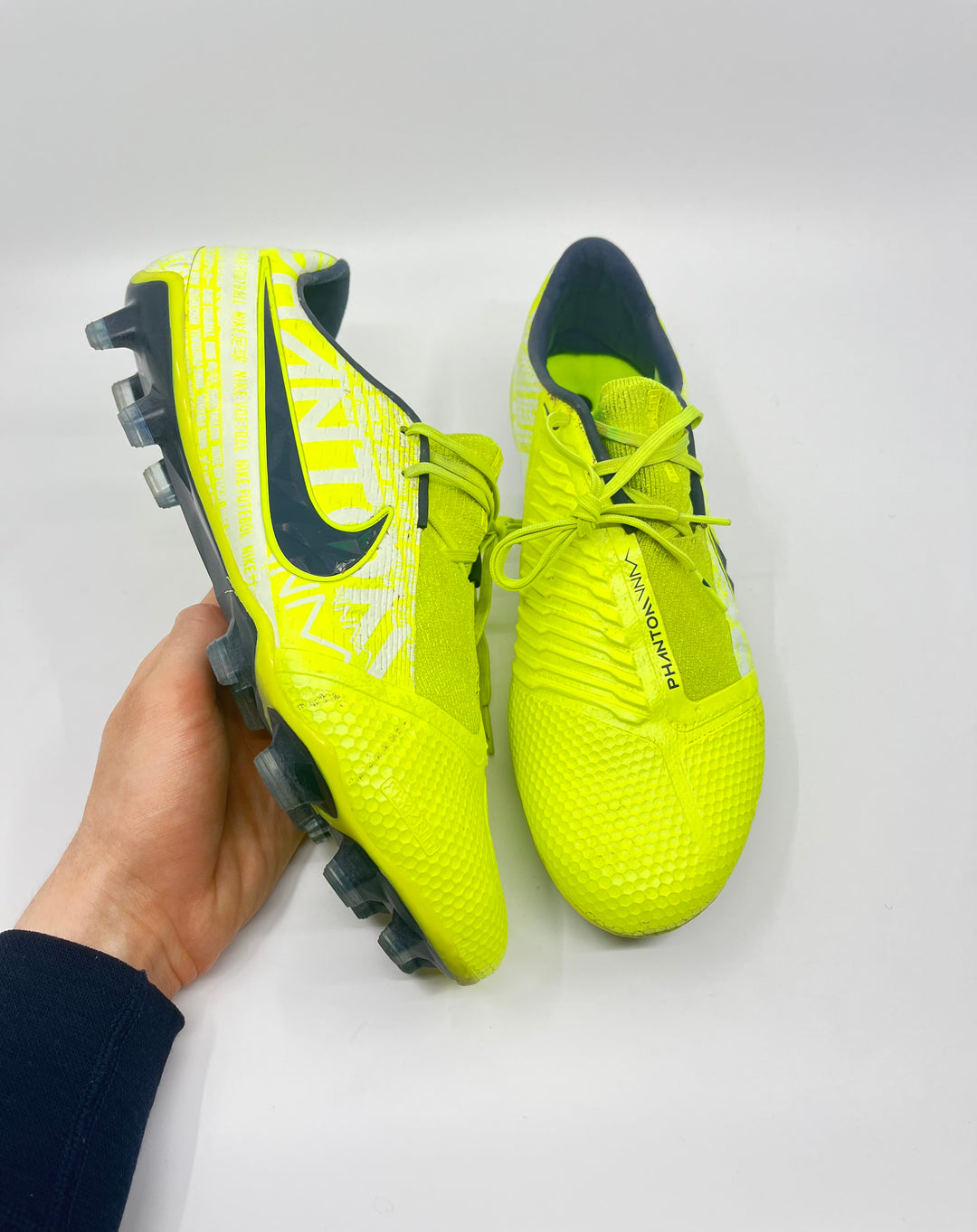 Nike Phantom Venom - Size 43