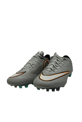 Nike Mercurial Vapor X - Size 42