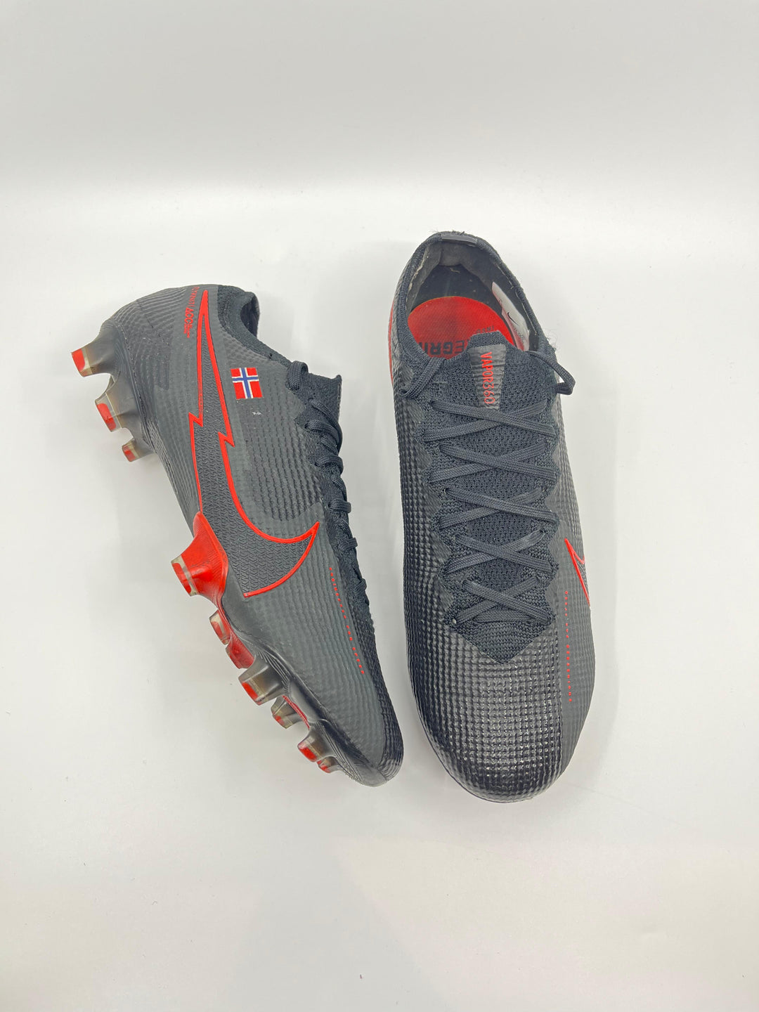 Nike Mercurial Vapor 13 - Size 42