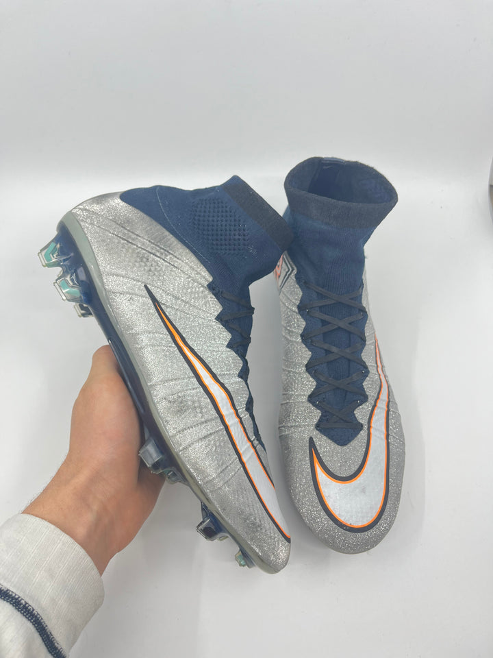 Nike Mercurial Superfly 4/IV CR7 - Size 43