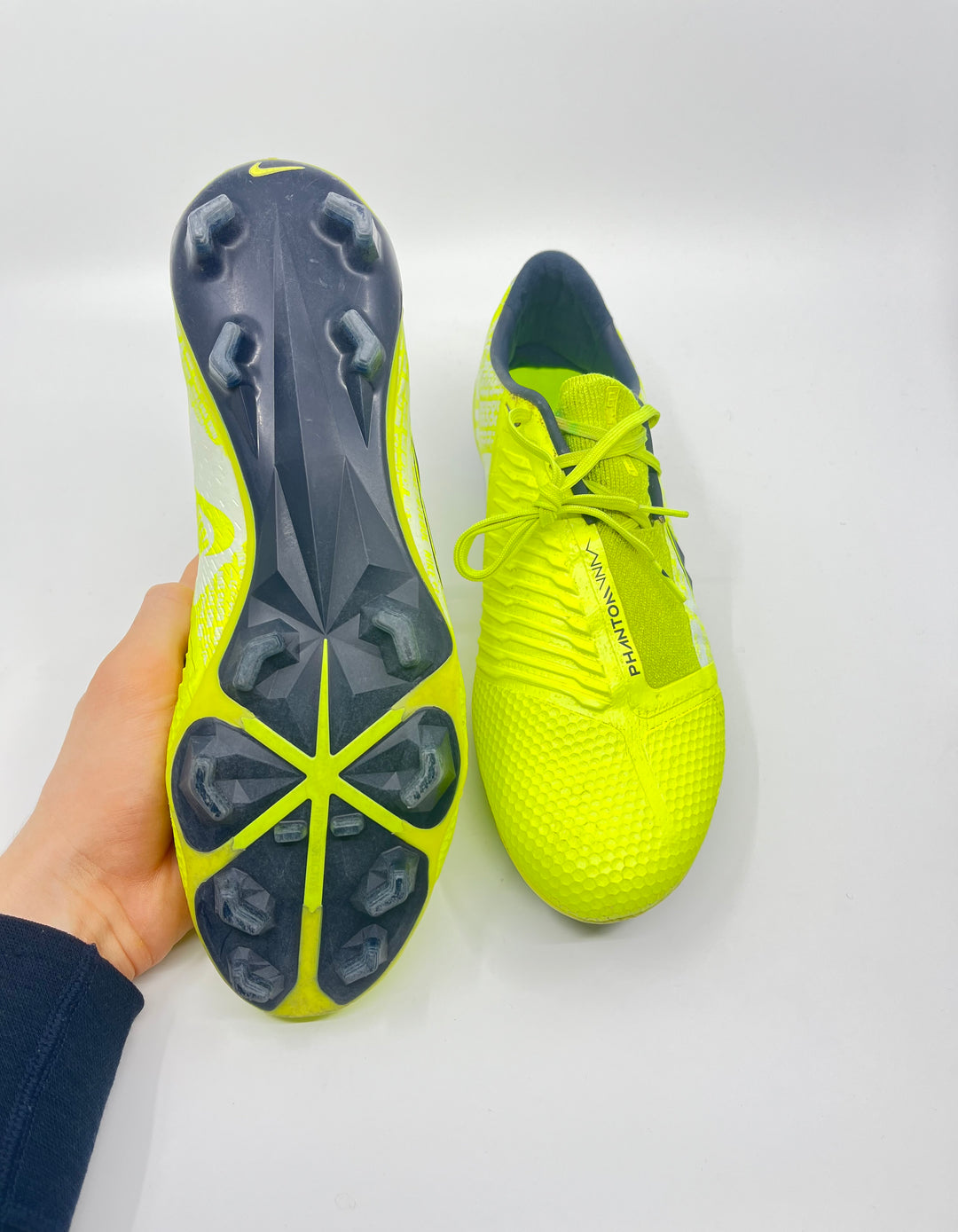 Nike Phantom Venom - Size 43