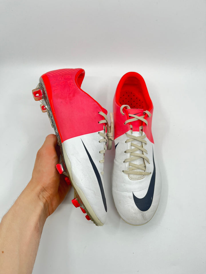 Nike Mercurial Vapor 8 - Size 41