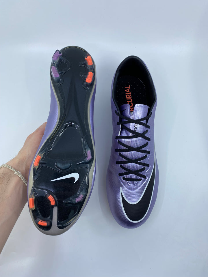 Nike Mercurial Vapor X - Size 44.5