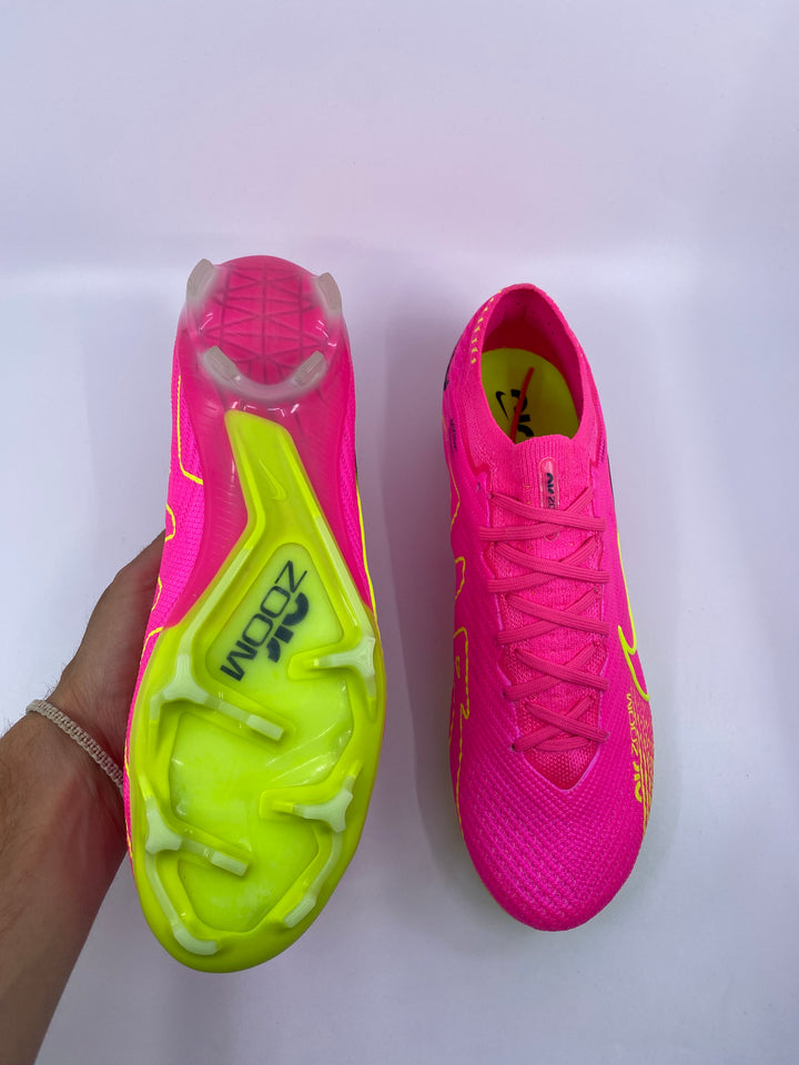 Nike Mercurial Vapor 15 - Size 42