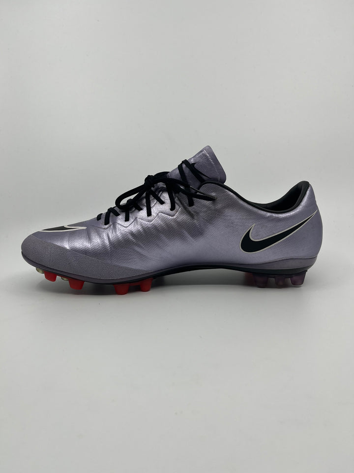 Nike Mercurial Vapor 10 - Size 42