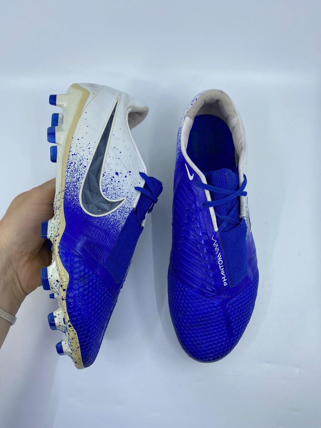 Nike Phantom Venom - Size 42