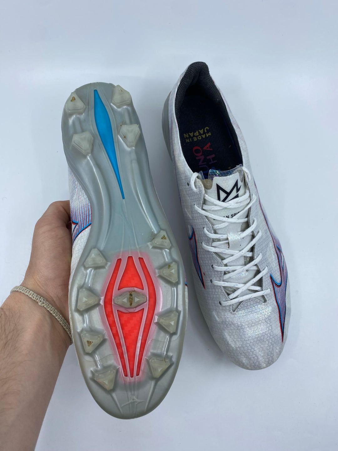 Mizuno Alpha - Size 42.5
