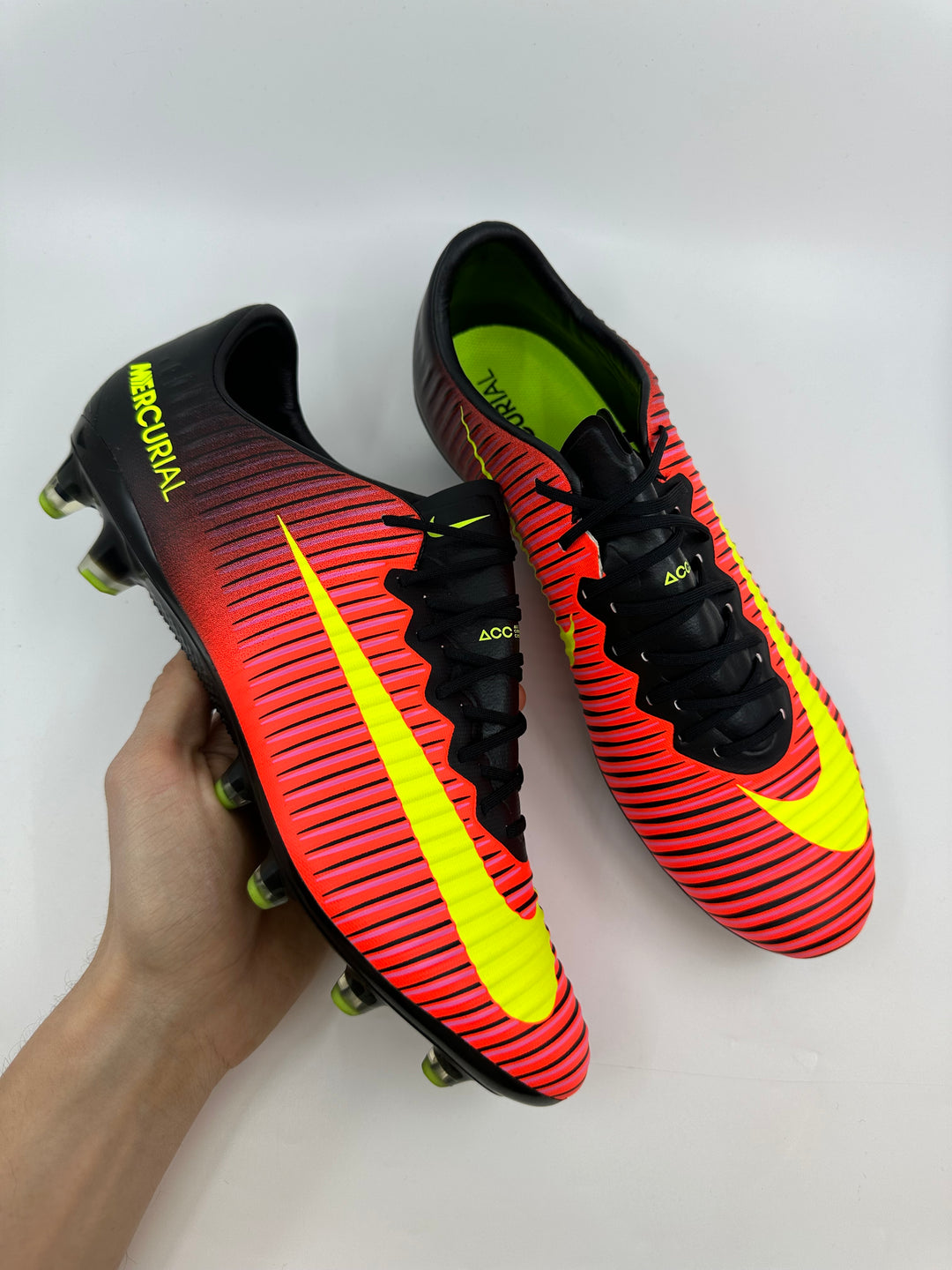Nike Mercurial Vapor XI - Size 43