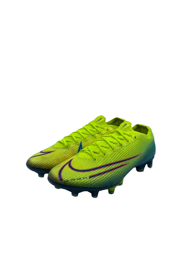 Nike Mercurial Vapor 13 - Size 40