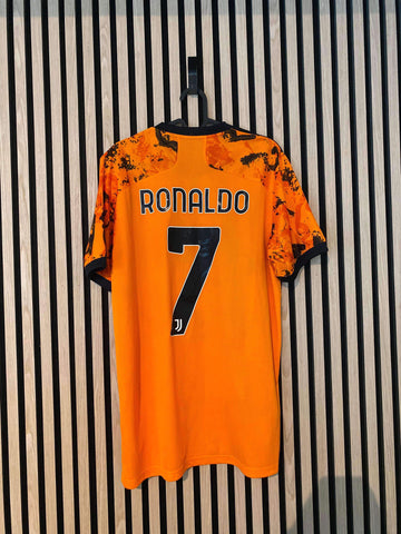 Juventus Ronaldo 20/21 - Size L