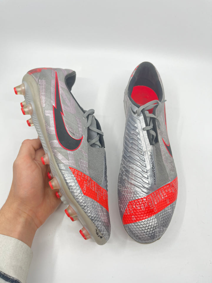 Nike Phantom Venom - Size 44.5