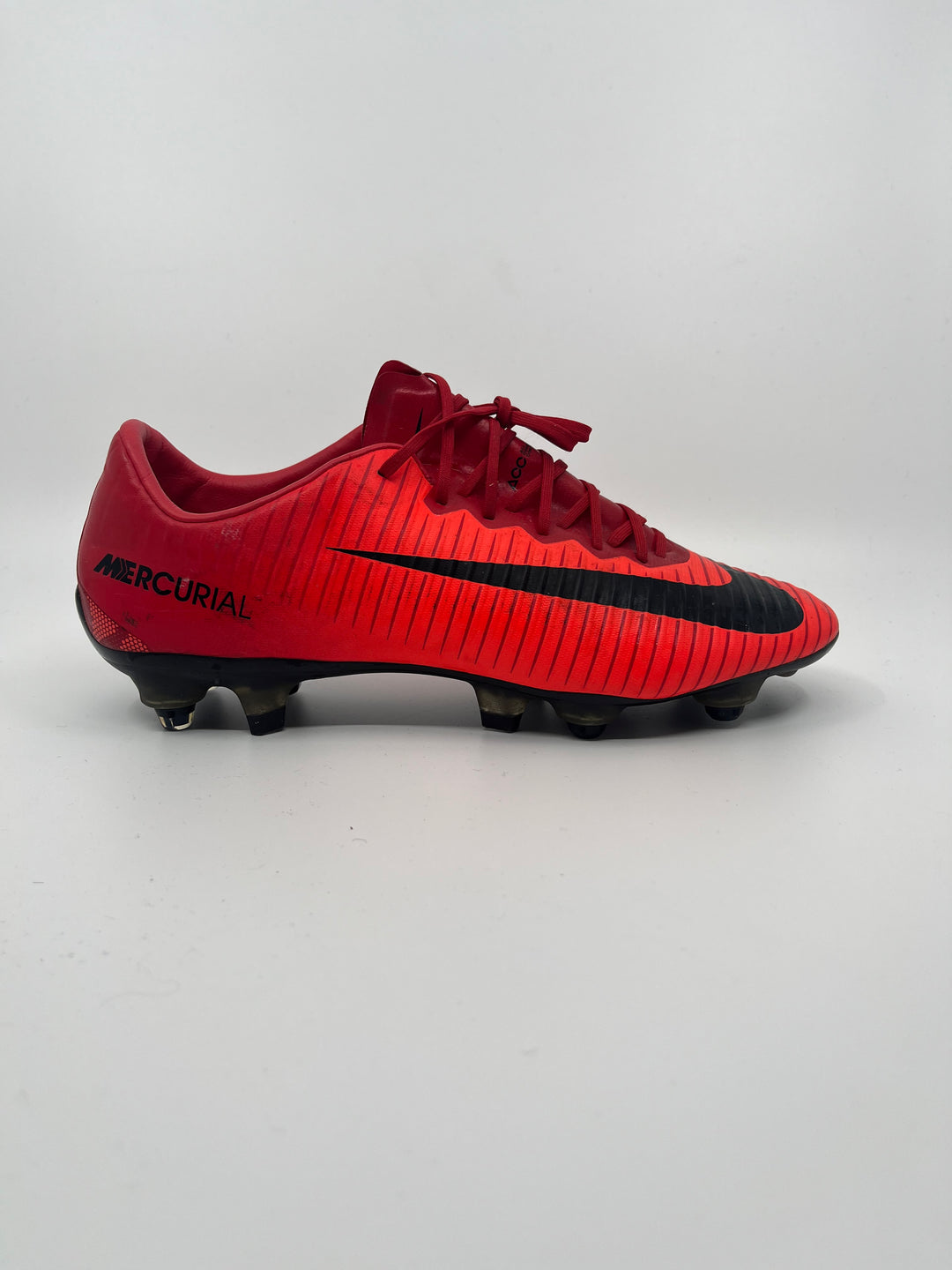 Nike Mercurial Vapor 11/XI - Size 40.5
