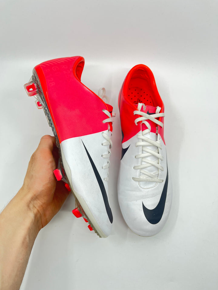 Nike Mercurial Vapor 8 - Size 42,5
