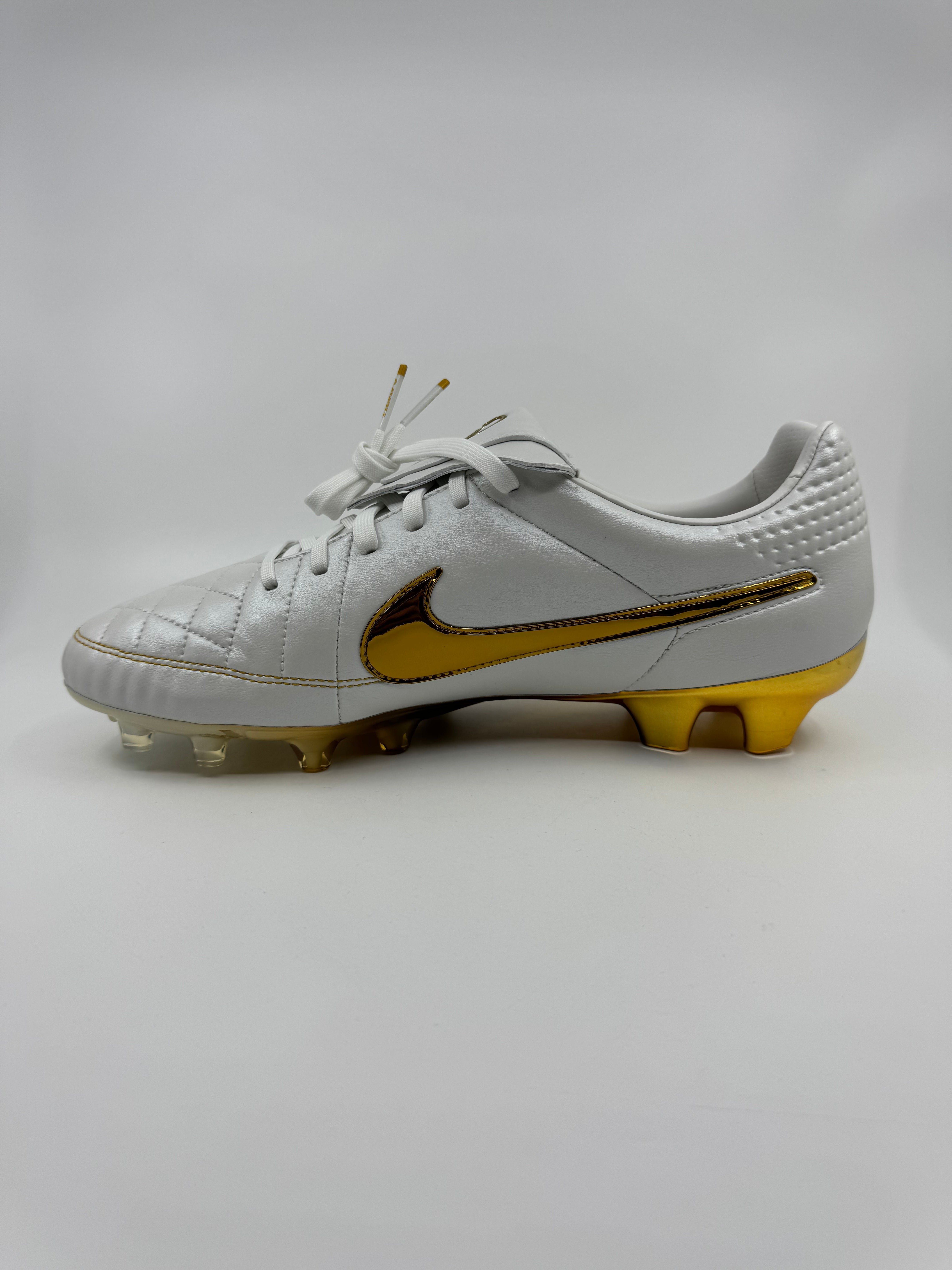 Nike Tiempo Legend Ronaldinho - Size 44,5 – Forza by ShoeGems
