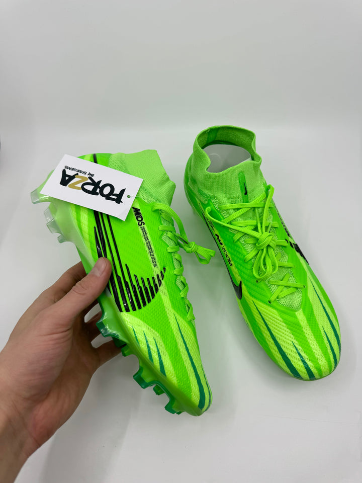 Nike Mercurial Superfly 9 - Size 42
