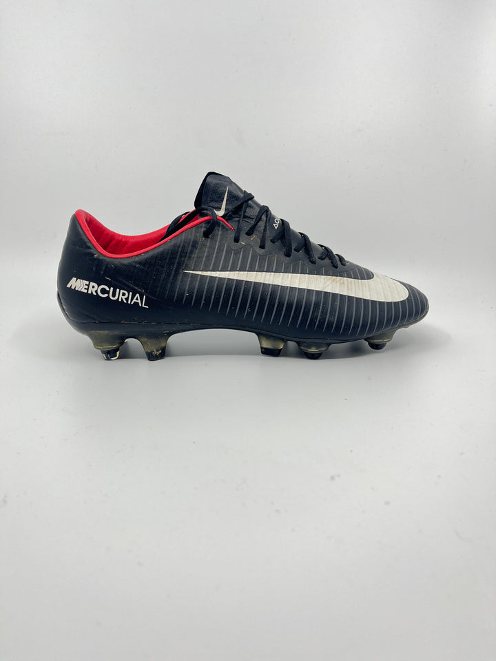 Nike Mercurial Vapor 11/XI - Size 42