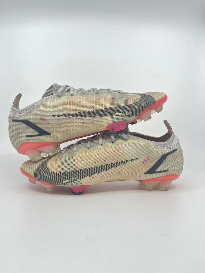 Nike Mercurial Vapor 14 - Size 44